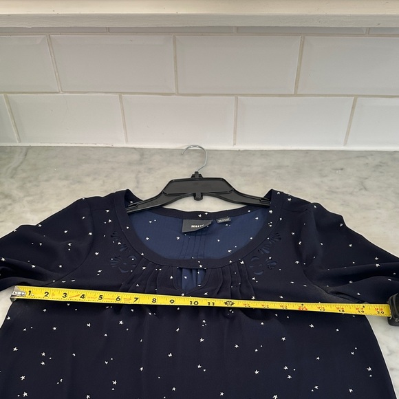 Maeve Anthropologie Navy Stay Die Cut Blouse Size 6 - Picture 7 of 7